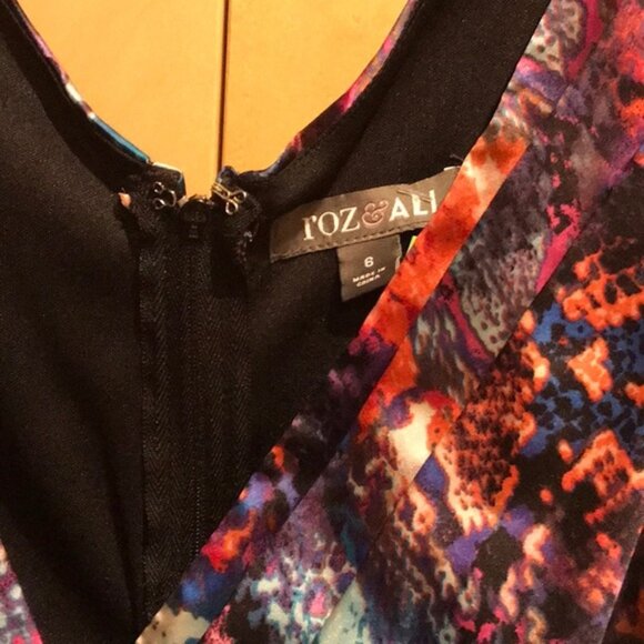 New Roz & Ali Multicolor Sleeveless Dress - Picture 2 of 7